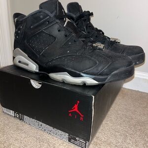 Preowned Air Jordan 6 Retro Low ‘Black/Metallic Silver’ – Size 12